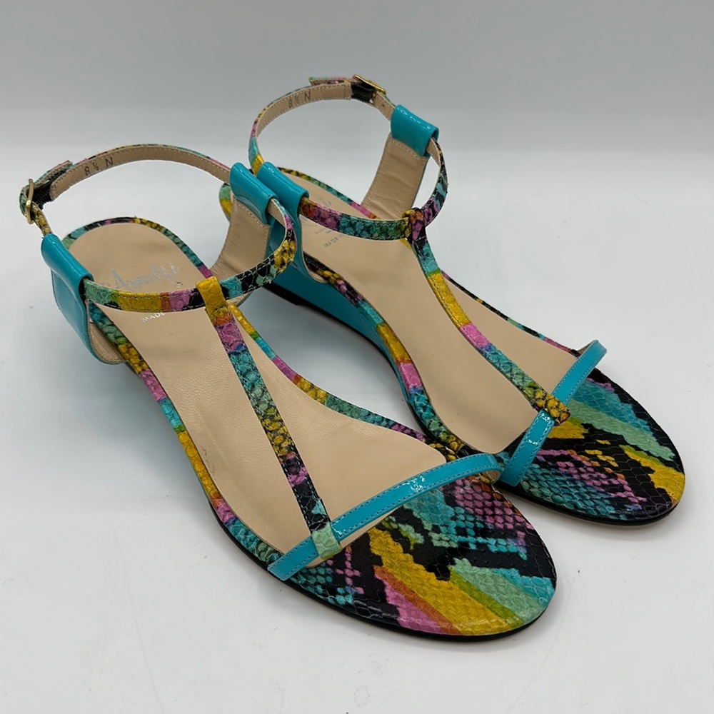 Amalfi by Rangoni Rainbow Snakeskin Print Leather Wedge Sandals Size 8.5 N NWOB
